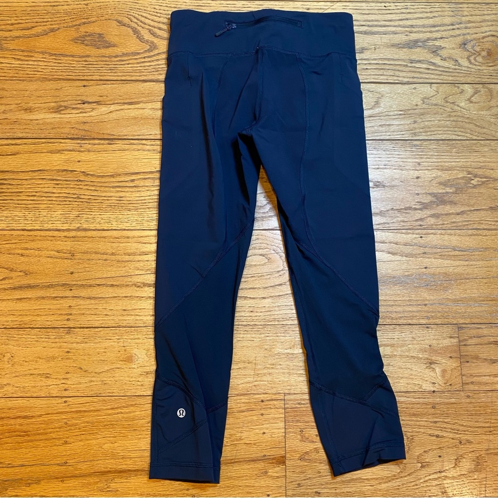 Lululemon Leggings Navy Blue inseam 22’ women’s 4